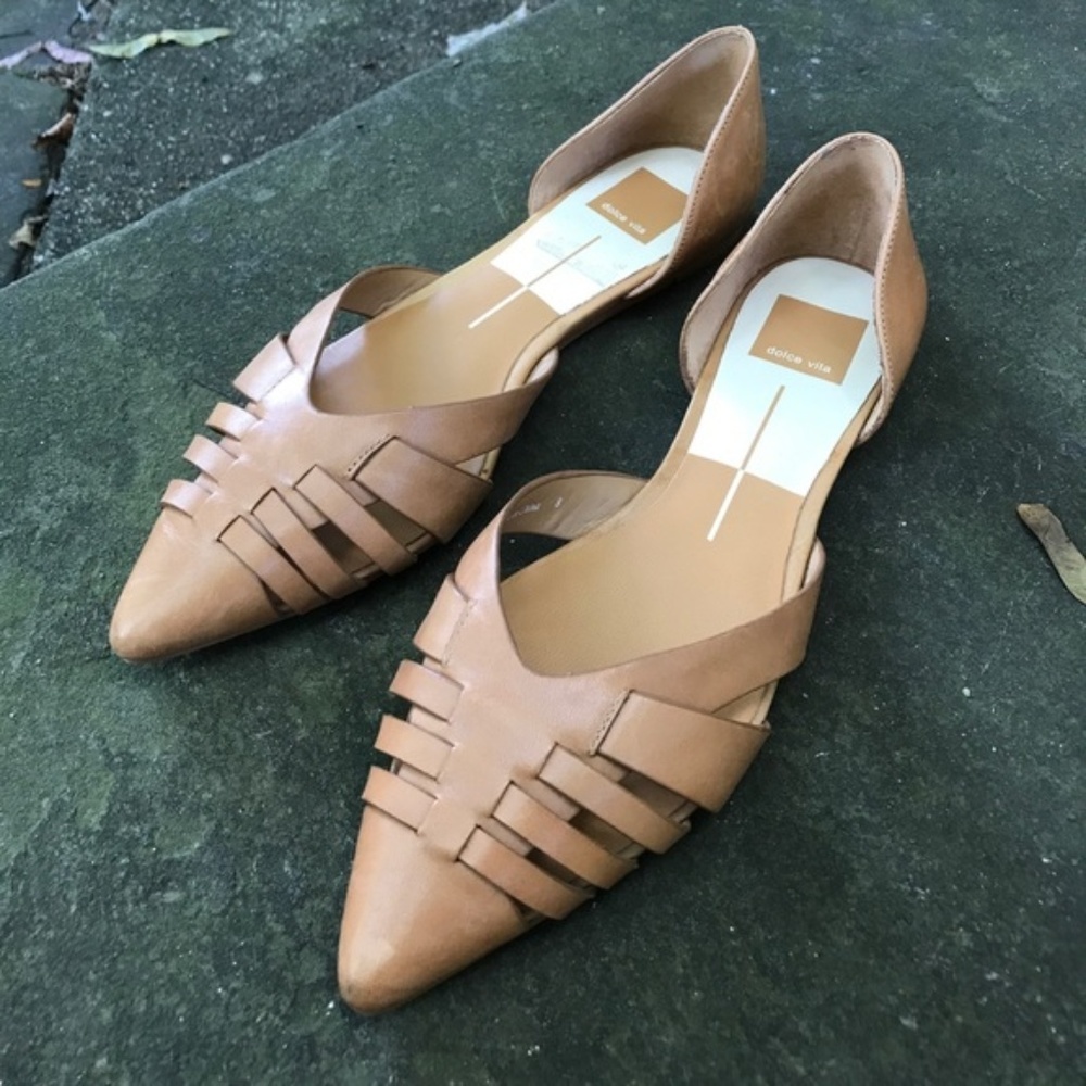 Dolce Vita tan leather flats